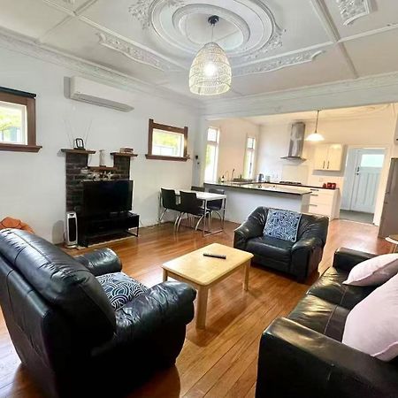 Spacious Retreat Near Ferry & Mall 惠灵顿 外观 照片