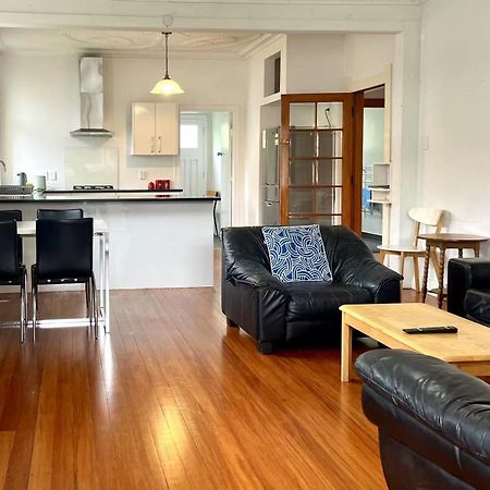 Spacious Retreat Near Ferry & Mall 惠灵顿 外观 照片