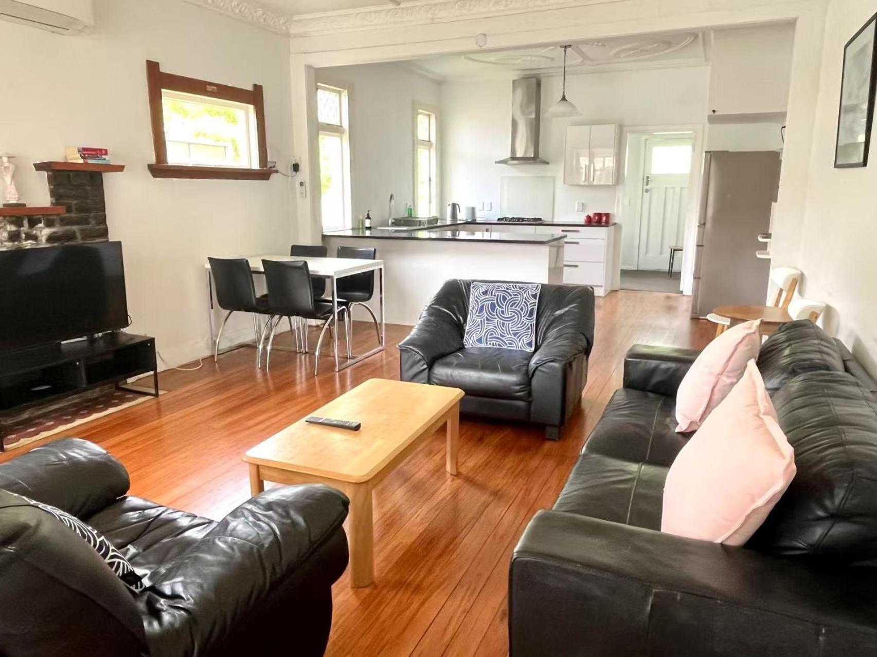 Spacious Retreat Near Ferry & Mall 惠灵顿 外观 照片